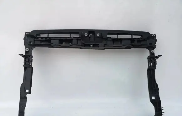 Volkswagen Golf Sportsvan Front bodywork piece 