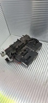 Mercedes-Benz C W204 Fuse module 5DK01102211 2049060205