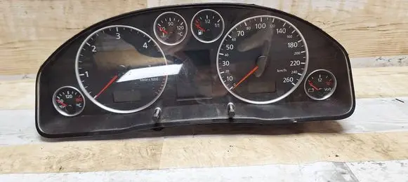 Audi A6 S6 C5 4B Speedometer (instrument cluster) 88311285