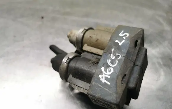Audi A6 S6 C5 4B Turbo solenoid valve 059906629B