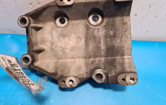 Alfa Romeo GTV Engine mount bracket 60630739