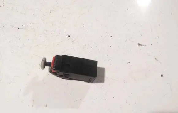Opel Zafira B Brake pedal sensor switch 13299721 366172505