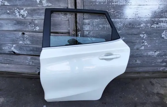 Nissan Pulsar Rear door 