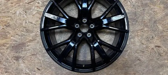 Audi Q8 e-tron R21 alloy rim 4ke601025 b00005