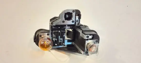 Volvo V40 Tail light bulb cover holder 31290851