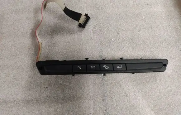 BMW X5 E70 Parking (PDC) sensor switch 6972780 502184