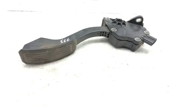 Toyota Prius (XW30) Accelerator throttle pedal 7811012010 1988007310