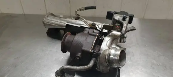 BMW 5 E60 E61 Turbo 850609301A 09052600025