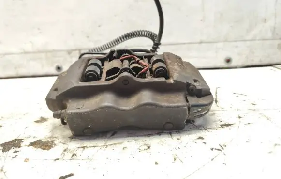 Audi Q7 4L Rear brake caliper