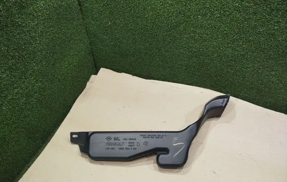 Renault Trafic III (X82) Cabin air duct channel 278321830R M0U023448 023449