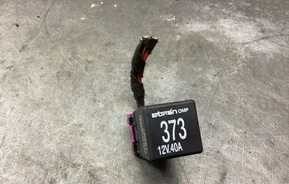 Audi A6 S6 C6 4F Other relay 8D0951253A