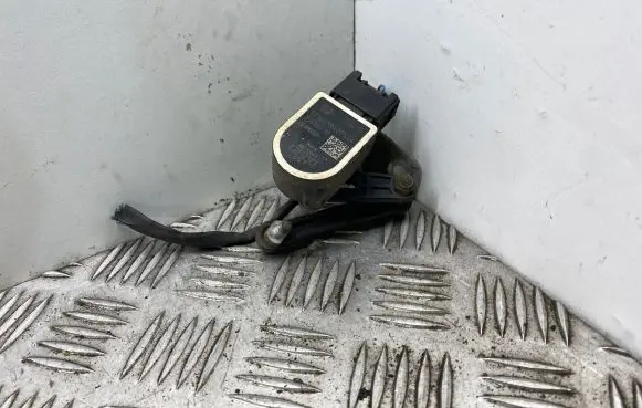 BMW 5 GT F07 Headlight/headlamp level sensor 6784075 37146784075