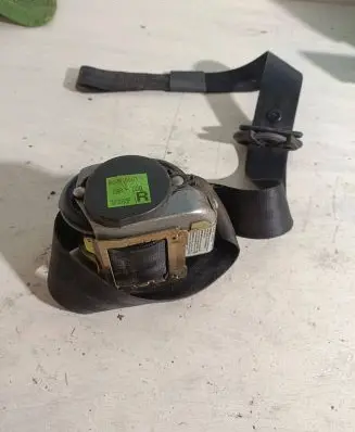 Audi A3 S3 8L Front seatbelt 560546001 17352F 08R000