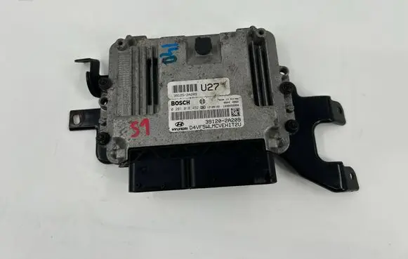 Hyundai i40 Engine control unit/module 0281018492 391252A209 391202A209