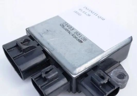 Infiniti Q50 Fan control module 21493B210B