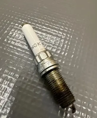 Porsche Cayenne (9Y0 9Y3) Spark plug 06M905606F