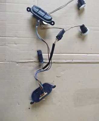 Steering wheel buttons/switches