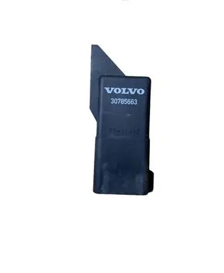 Volvo XC60 Glow plug pre-heat relay 30785663