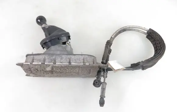 Volkswagen Caddy Gear shifter/selector 1T0711049Q