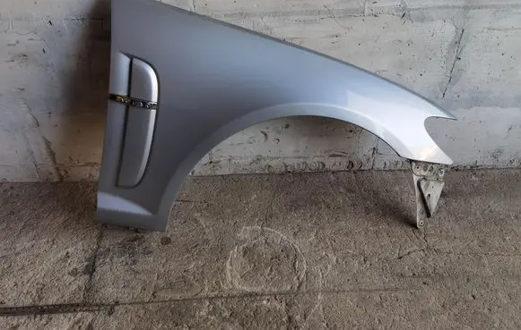 Jaguar XF X250 Fender