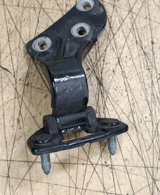 Mercedes-Benz ML W164 Tailgate/trunk/boot hinge A1647401437