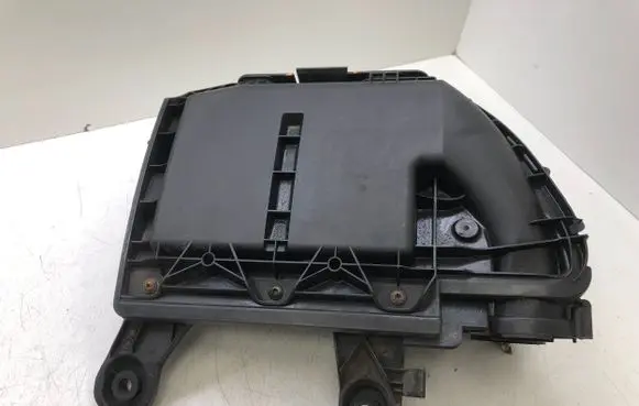 Citroen DS3 Air filter box 9673061080