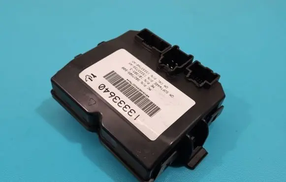 Opel Insignia A Central body control module 13333640 IMPRK1418321