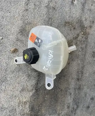 Nissan Qashqai Coolant expansion tank/reservoir ITW
