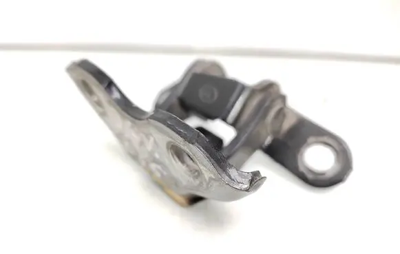 Toyota RAV 4 (XA30) Rear door upper hinge A046694