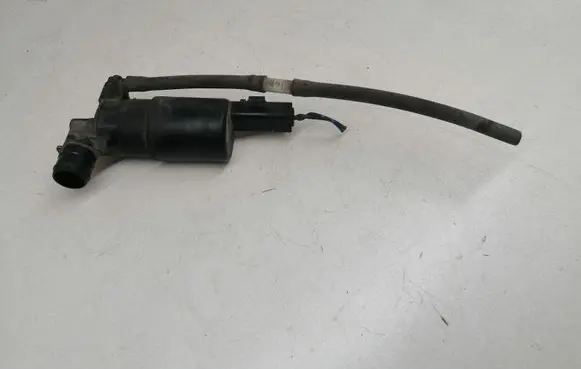 Toyota Aygo AB10 Windscreen/windshield washer pump 8200031805