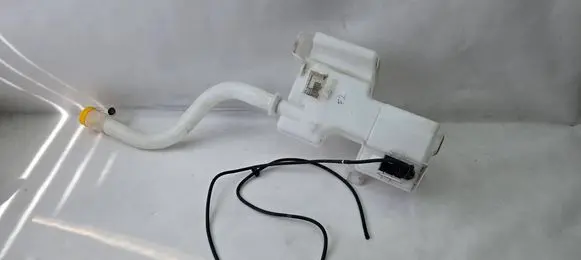 Renault Trafic III (X82) Windshield washer fluid reservoir/tank 289100707R 070623