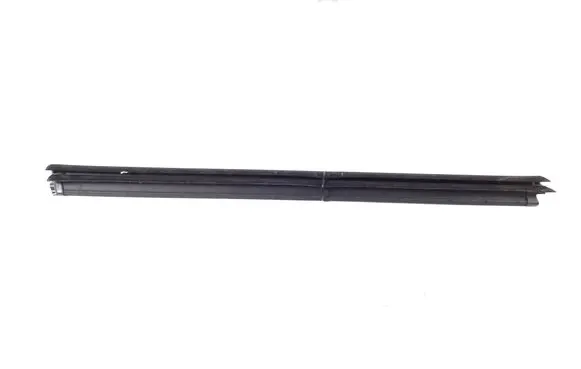 Peugeot 2008 I Front door trim bar 9673107880