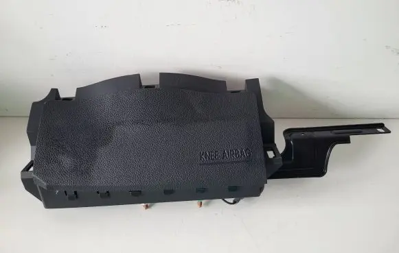 Hyundai Santa Fe Knee airbag 569702W100