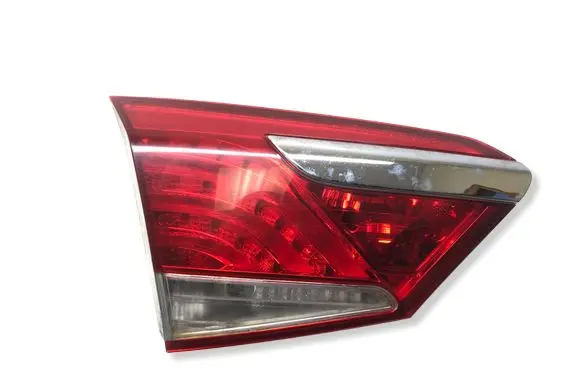 Hyundai i40 Tailgate rear/tail lights 924033Z001