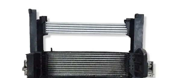BMW 5 F10 F11 Intercooler radiator 7805629
