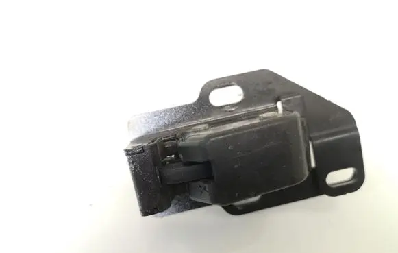 Loading door lock