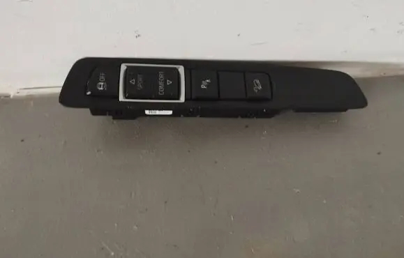 Traction control (ASR) switch