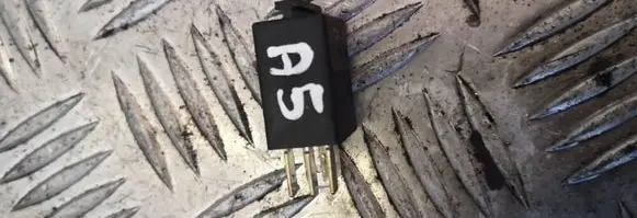 Audi A5 8T 8F Other relay 7m0951253c