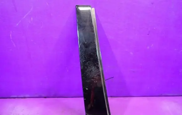 Volkswagen Golf VII Front door trim (molding) 