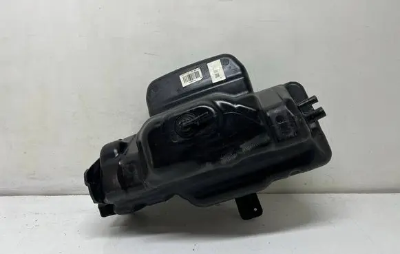 Iveco Daily 6th gen AdBlue liquid reservoir 5802327987 5802333533 5802381963