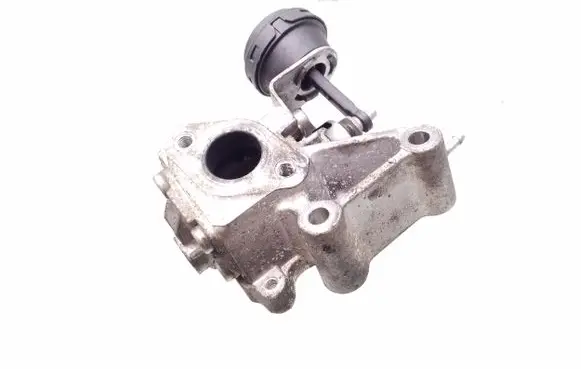 Hyundai i40 EGR valve 11F090090