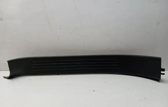 Mercedes-Benz GLS X166 Rear sill trim cover A1666800404