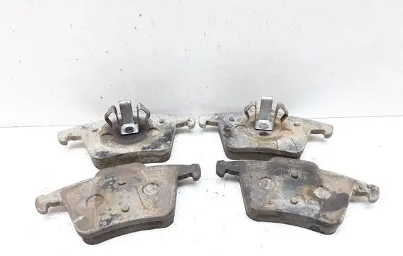 Volvo XC90 Brake pads (rear) 
