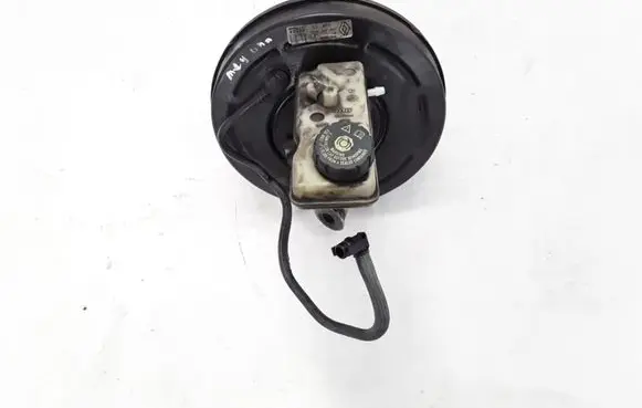 Renault Megane II Brake booster 8200157453