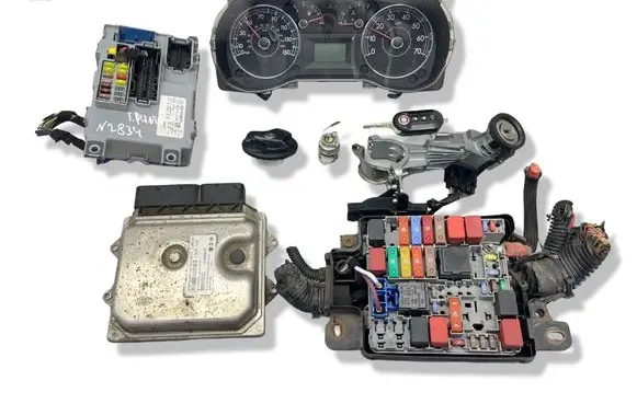 Fiat Punto (199) Engine ECU kit and lock set 51904070 A4RS87V8M BC0109408A