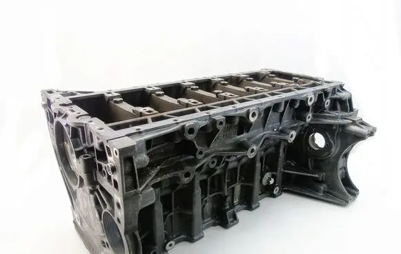 BMW 5 F10 F11 Engine block 