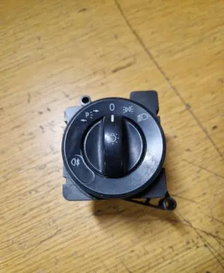 Volkswagen Crafter Light switch 9065450504