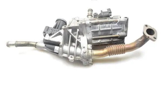 Jaguar XF X250 EGR valve cooler 9X2Q9U438DA