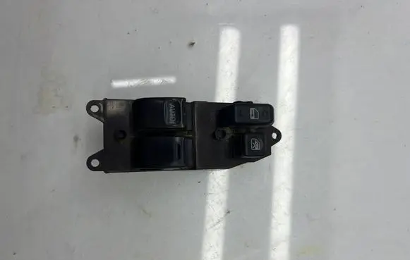 Toyota Yaris Electric window control switch 011-3016