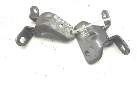 Rear door hinge set